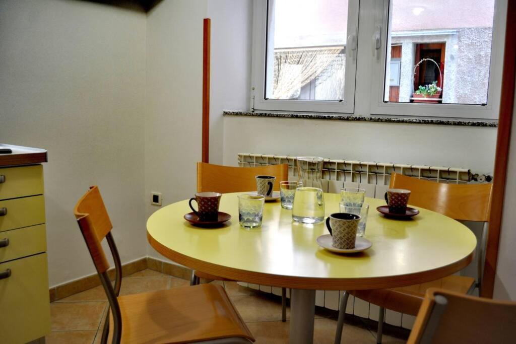 Apartment Veli Dvor Cres Esterno foto
