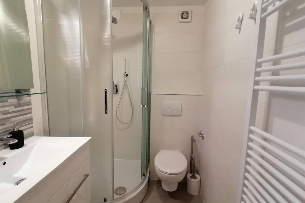 Apartment Veli Dvor Cres Esterno foto