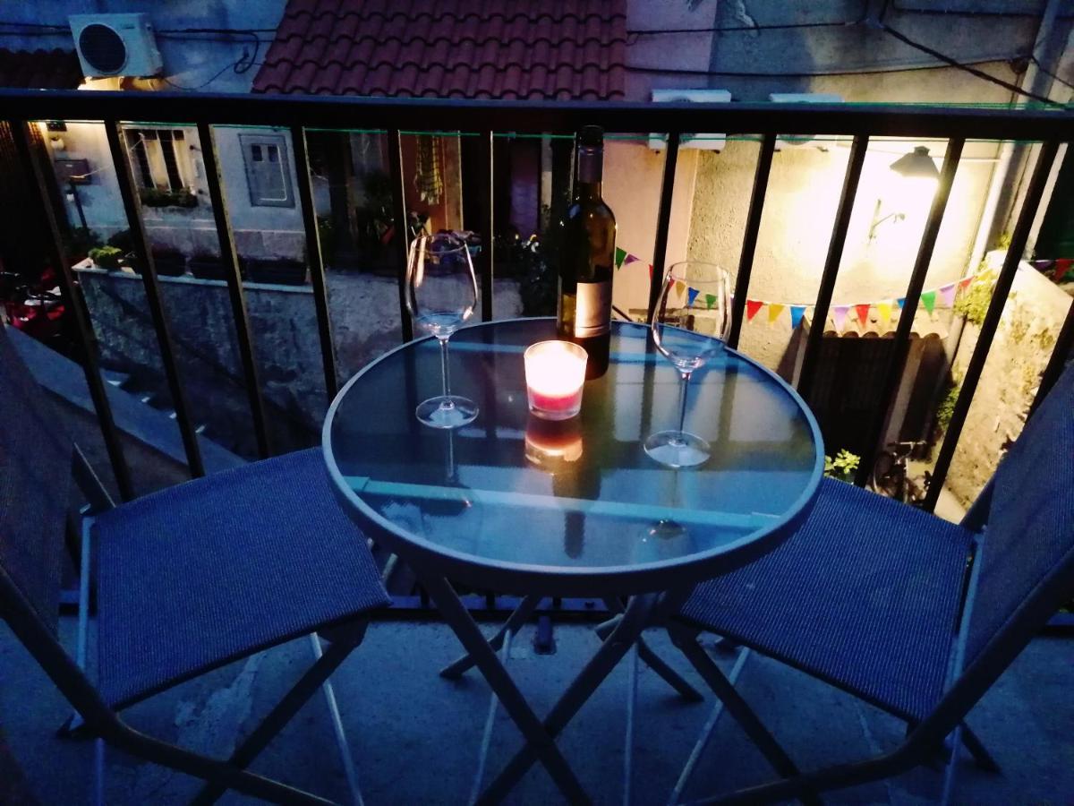 Apartment Veli Dvor Cres Esterno foto
